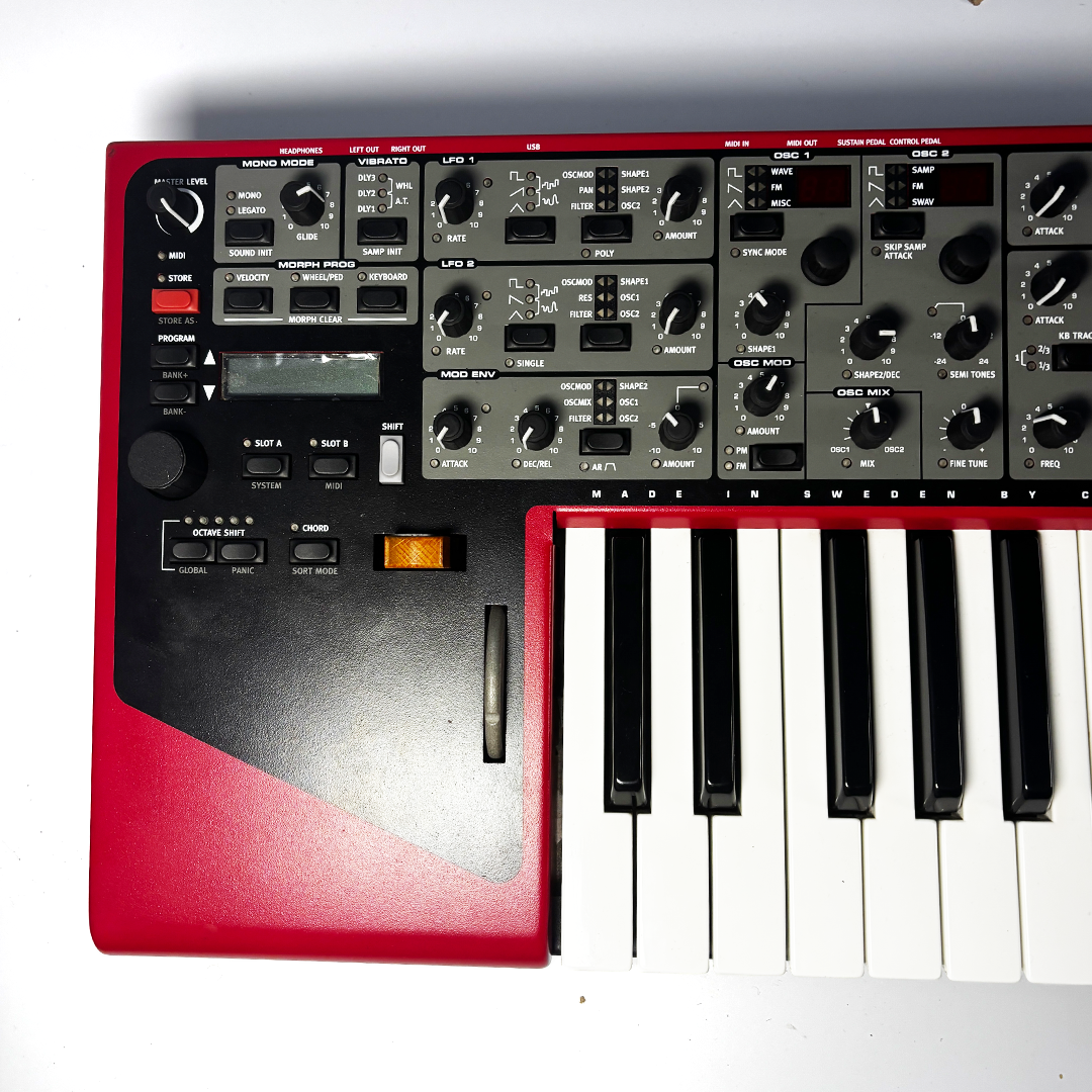 Nord Wave 49-Key 18-Voice Polyphonic Synthesizer - Second Hand